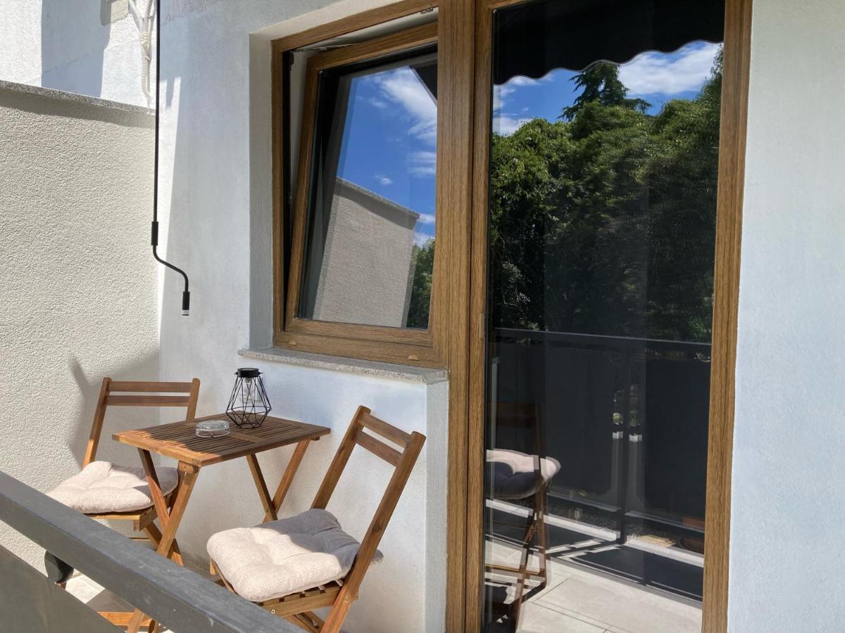 Rooms And Apartment Feral Rovinj Exterior foto