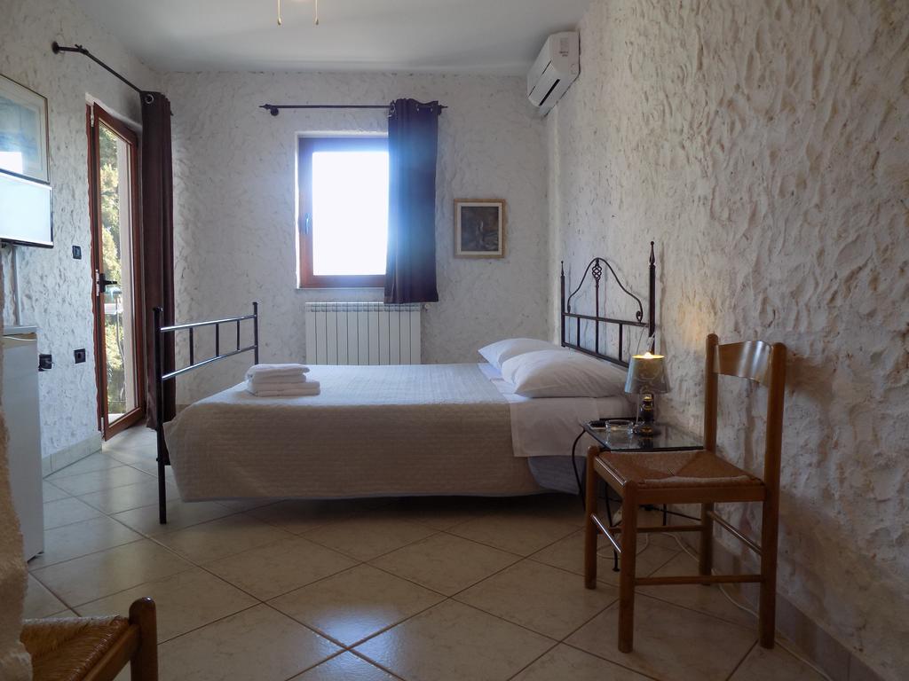 Rooms And Apartment Feral Rovinj Exterior foto